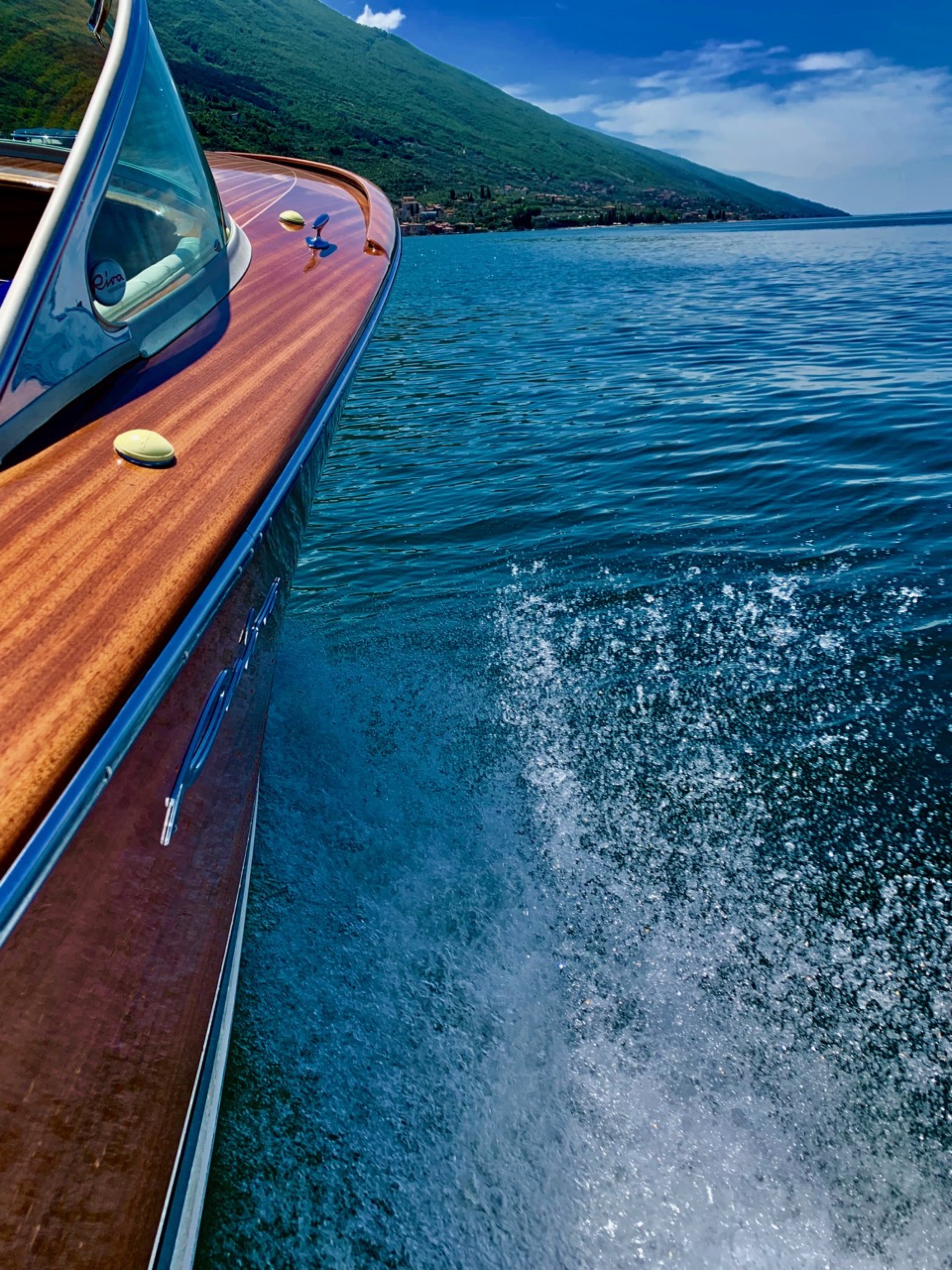 39 Travel Design Lake Garda luxury boat